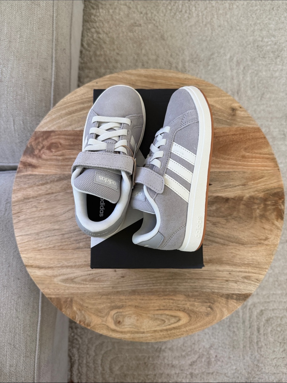 Adidas Youth Grand Court 00’s